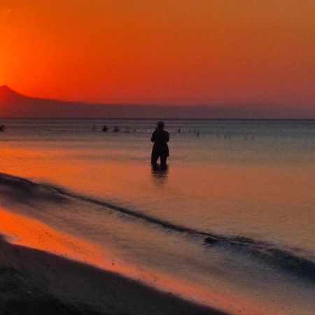 To The Beach デニア エクステリア 写真